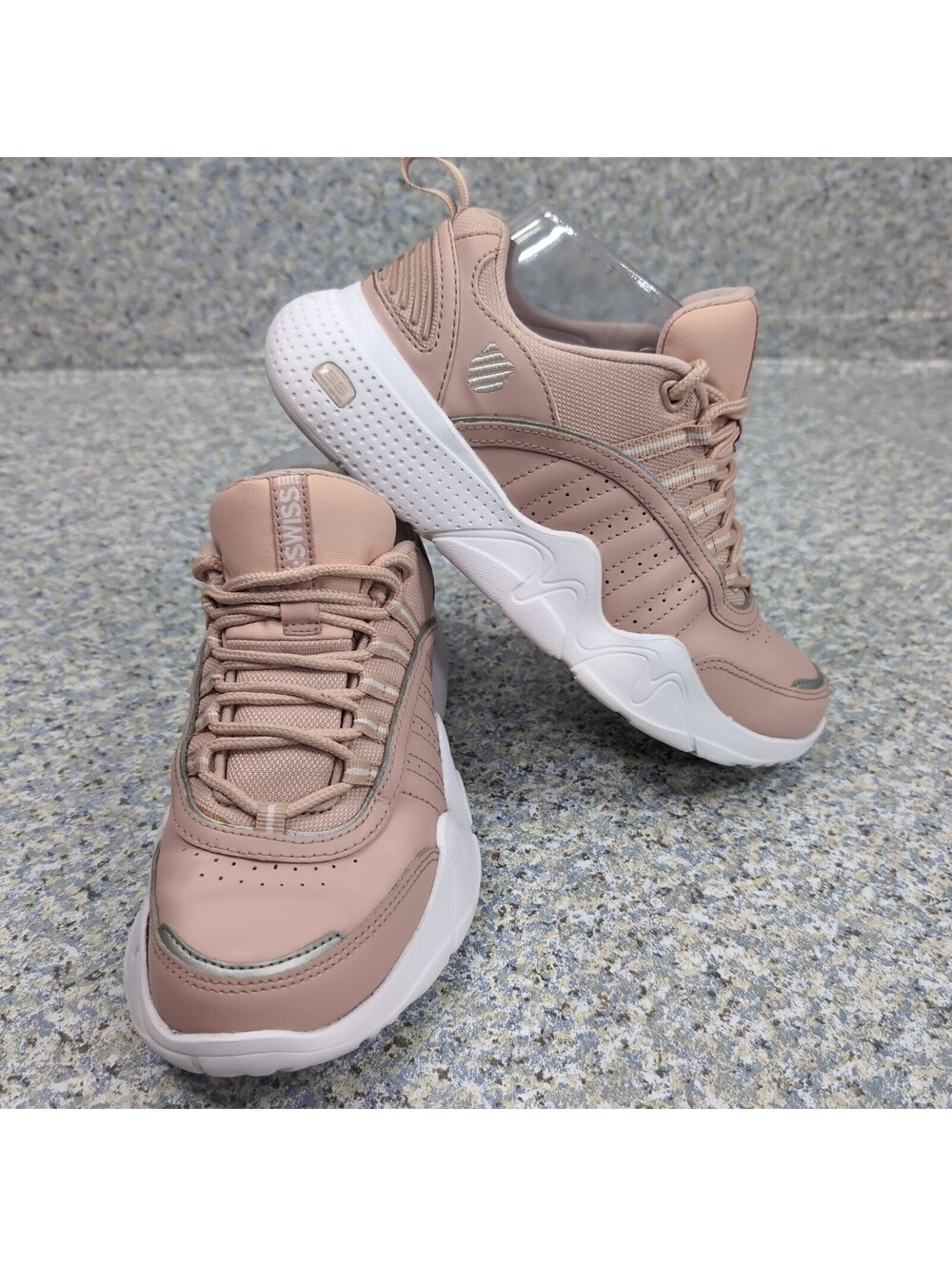 K-Swiss CR-Castle Women's Sneakers Size 6 Cameo Rose Pink White Chunky 96398-694